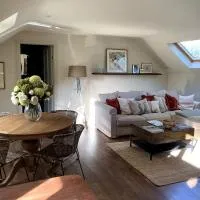 Larkham Loft, hotel u gradu Teffont Magna