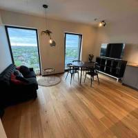 Amazing High-Rise 1BR with 11th Floor Views、タリン、Kristiineのホテル