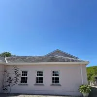 The Cottage at Riverbank, hotelli kohteessa Ballinamallard