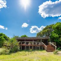 Semowi Lodge, hotel v destinácii Mirapene