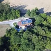 Gîte du Chalet - Le studio en pleine nature, hôtel à Seuzey