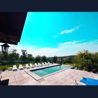 Agropensiunea Colev – hotel w mieście Stremţ