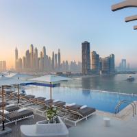 voco Dubai The Palm, an IHG Hotel، فندق في نخلة جميرا، دبي