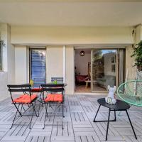 Studio cosy &agrave; 30 m&egrave;tres de la plage, отель в Антибе