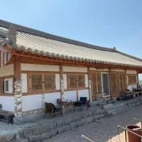 Guesthouse Comfort Place, khách sạn ở Buan