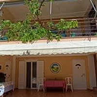 Villa family Bitri, khách sạn ở Piqeras