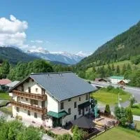 Gasthof Schönblick Rußbach, hotelli kohteessa Gseng
