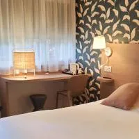 KYRIAD HONFLEUR - La Riviere Saint Sauveur,翁弗勒爾的飯店