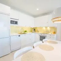 Apartment Tuomenkartano C4 iso huoneisto saunalla Kalajoki, hotel en Kalajoki