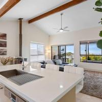 Valley View Home - 3 Bdrms, Bay Views, Woodfired Pizza Oven, Firepit, hotel dekat Bandara Port Lincoln - PLO, Port Lincoln