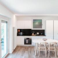 La Palma 3 by Quokka 360 - studio with terrace and lake view, hotel near Lugano Airport - LUG, Montagnola