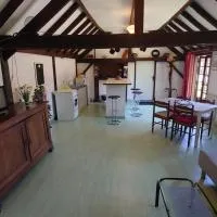 le marly's, hotel Wasigny városában