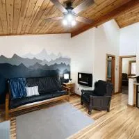 Cozy Cabin suite bed and breakfast, hotel di Woodland Park