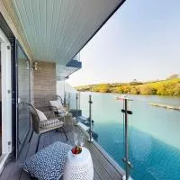 1 The Boatyard - Water fronted, town location & parking for 2 cars: Kingsbridge şehrinde bir otel