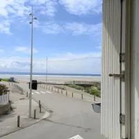 Maison de vacances à la plage โรงแรมในSaint-Nic