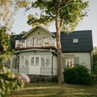 Jūras māja Ausekļi, хотел в Kaltene