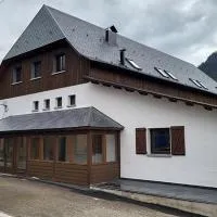 Aran Hostel, hotel u gradu 'Salardú'