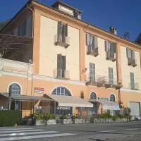 Affittacamere Trattoria Della Cascata，奧傑比奧的飯店