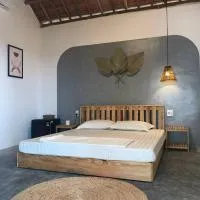 Blue Sea Homestay 2, מלון בPhu Yen