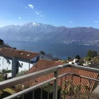 Appartamento vista lago, hotel u gradu San Nazzaro