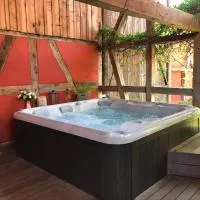 Les Authentics - Le Domaine d'Autrefois & Spa, hotel a Bolsenheim