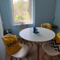 Bluci seksti, hotell i Seksti
