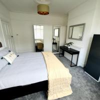 Perfect Location Whole Apartment With Wifi & Private Garden CONTRACTORS WELCOME