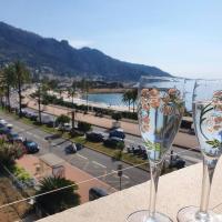 Le Garavan, Superbe studio vue mer et vieux Menton, hotel in Menton