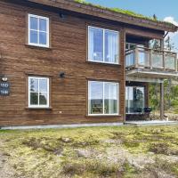 Stunning Apartment In Slen With Sauna, Wifi And 3 Bedrooms, hotel in Stöten