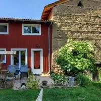 Gîte Rouge Safran 3 étoiles au calme, hotel u gradu Marsac-en-Livradois