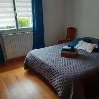 Chambre d'hôte à 5 minutes du circuit en voiture, hotel di Allonnes