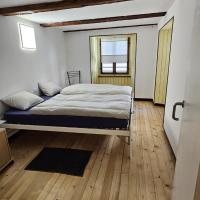 Airolo with private parking, hotel ad Airolo