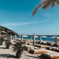 ALEVRA &ndash; hotel w mieście Dh&euml;rmi