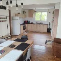 Charmante maison entre mer et campagne, hotelli kohteessa La Jarrie