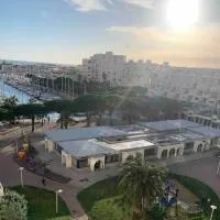Charmant studio vue mer et port, hotel a Carnon-Plage