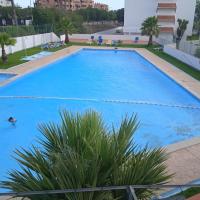 VAUMAR APARTMENT - SEA VIEW, hotel i Praia do Vau, Portimão