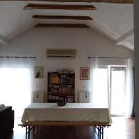 Otok, hotel u gradu Mesihovina
