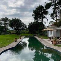 Villa avec piscine privée, hotel en Tabarka