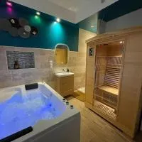 Suite d'amour et détente jacuzzi, sauna et massage, hotel a Chartrettes