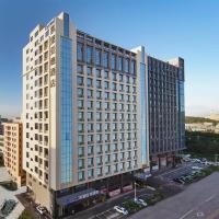 Kyriad Hotel Dongguan Houjie Convention and Exhibition Center Humen Station – hotel w dzielnicy Houjie w mieście Dongguan