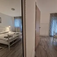 Viesnīca Apartman Lena 2 pilsētā Tušilović