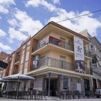 PENSION RESTAURANTE ANGEL, hotel din Huelma