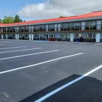 Outdoorsman Motel，瓦瓦镇的飯店