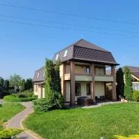 Трушки34/1، فندق في Trushki