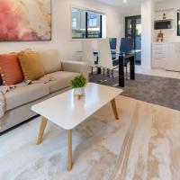 Modern 2 bed, Hagley Park, Riverside Market