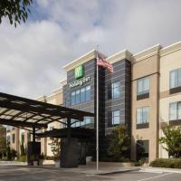 Holiday Inn Carlsbad/San Diego, an IHG Hotel, hotel near McClellan-Palomar Airport - CLD, Carlsbad