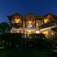 Shiva Boutique Hotel - Praia do Rosa, хотел в Прайя-ду-Роза