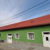 La Nera cazare apartamente - camere, hotel in Sasca Română