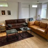 Garðabær में, होटल Nice & Cosy