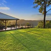 Escarpment Retreat & Day Spa for Couples، فندق في جبل تامبورين